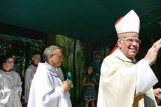 Festgottesdienst zum 1.000 Todestag des Heiligen Heimerads auf dem Hasunger Berg (Foto: Karl-Franz Thiede)